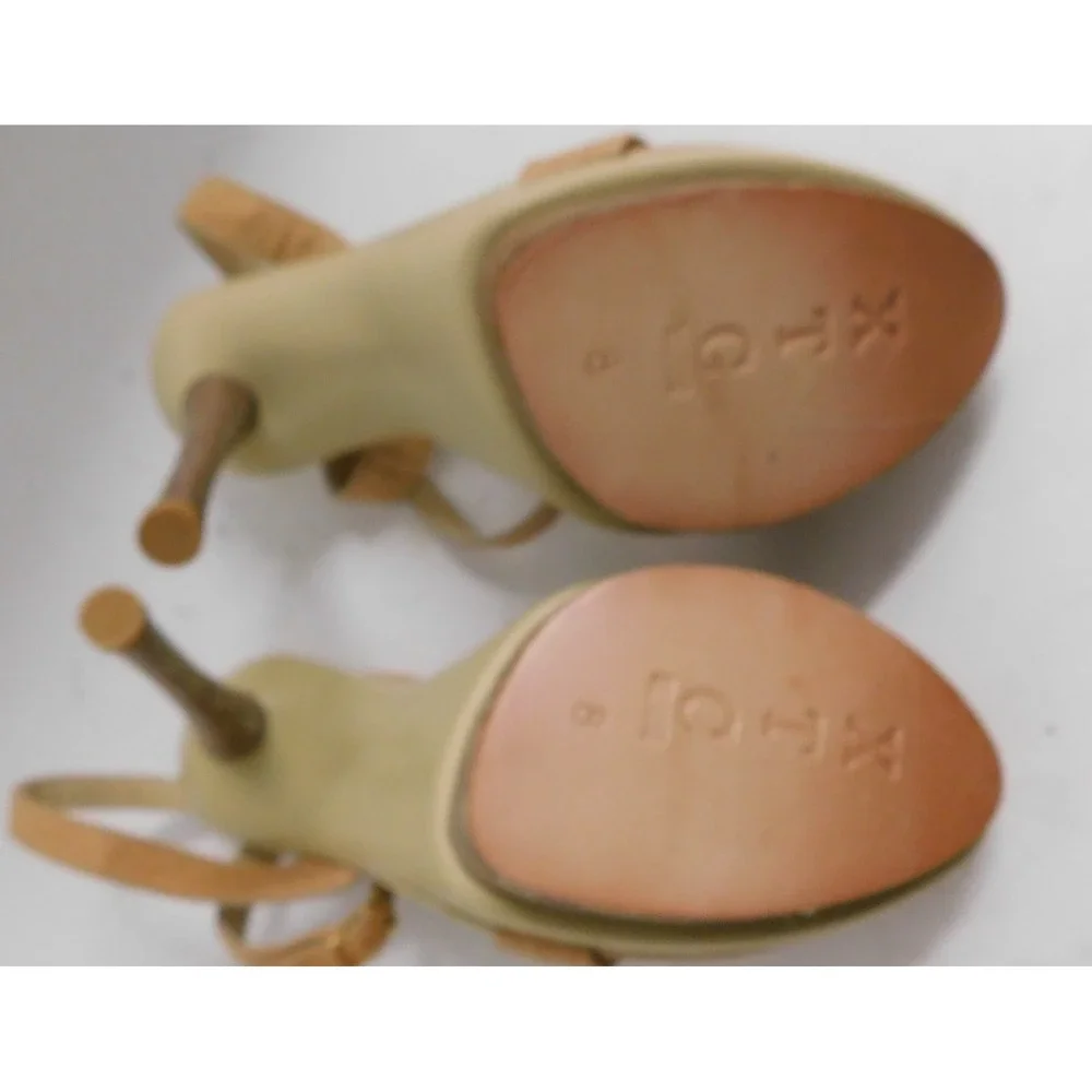 XTC Melrose Beige Leather Platform Strappy Ankle Strap Heels sz 8